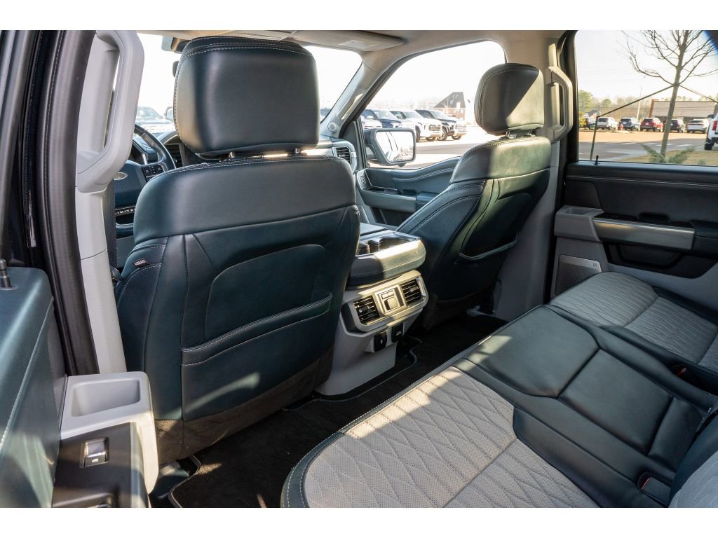 Used 2022 Ford F150 Limited image 11