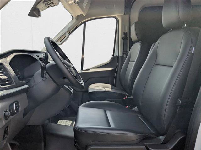 New 2025 Ford Transit 250 148 Medium Roof w/ Load Area Protection Package image 4