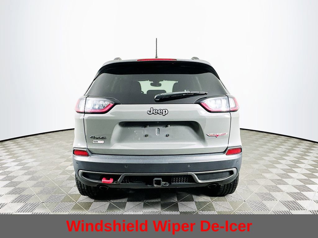 Used 2019 Jeep Cherokee Trailhawk w/ Cold Weather Group image 10
