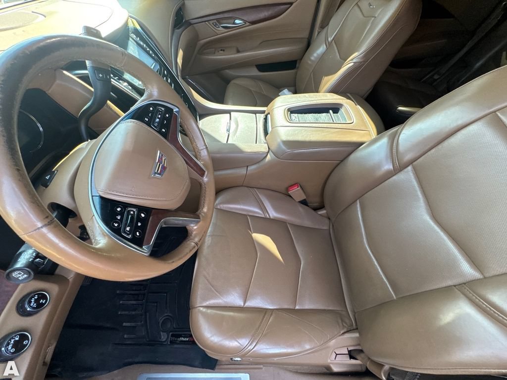 Used 2017 Cadillac Escalade Platinum AWD/4WD image 8