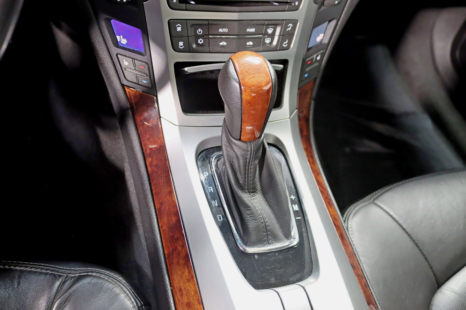 Used 2012 Cadillac CTS Luxury image 19