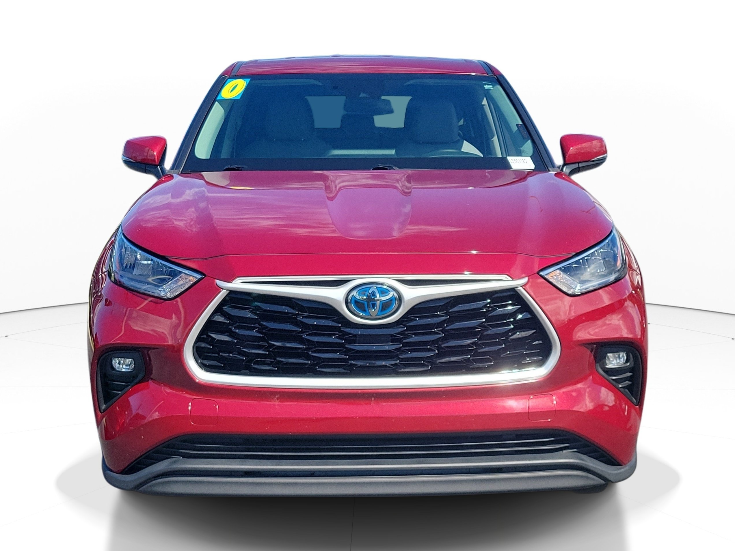 Used 2020 Toyota Highlander LE FWD video 2