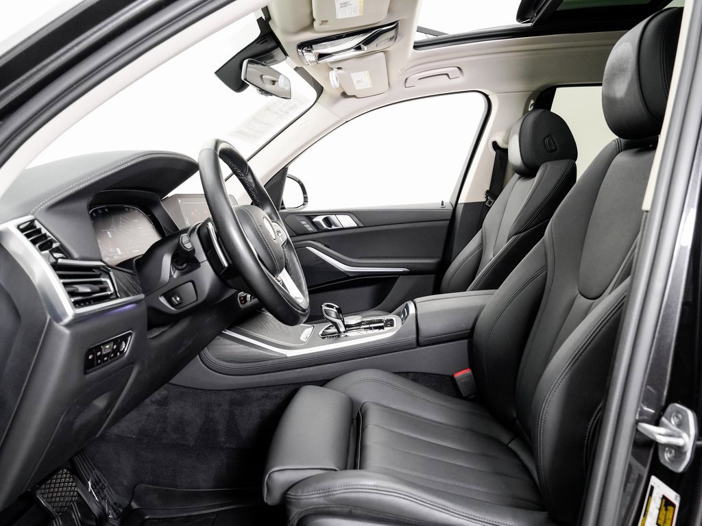 Used 2022 BMW X7 xDrive40i w/ Premium Package image 8