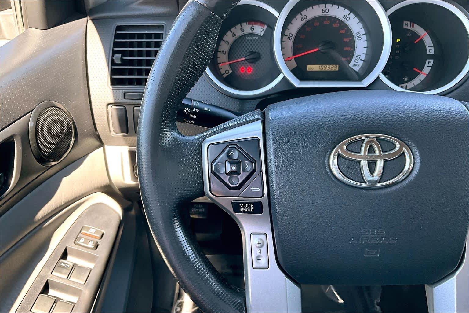 Used 2014 Toyota Tacoma 2WD Double Cab w/ Convenience Package image 23
