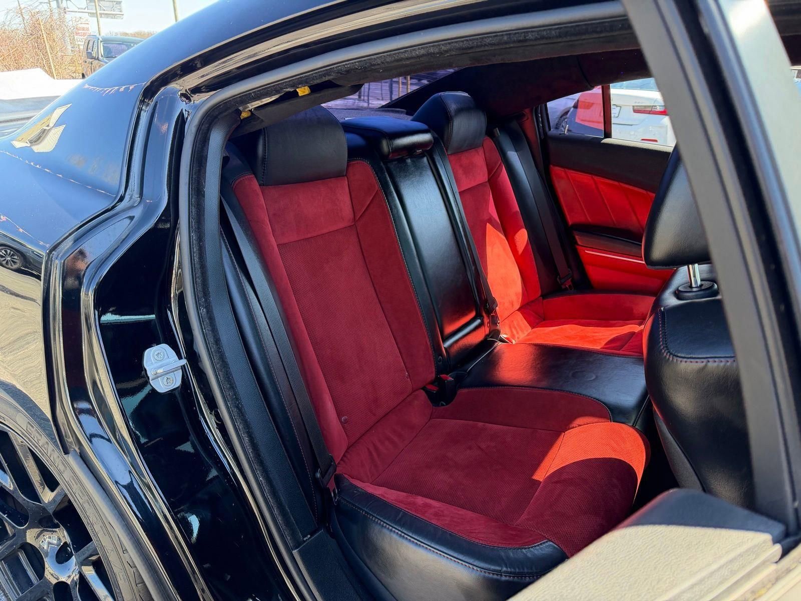 Used 2018 Dodge Charger R/T Scat Pack image 11