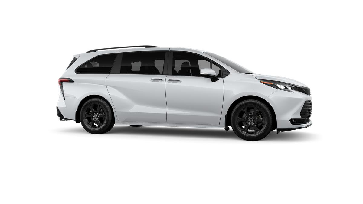 New 2026 Toyota Sienna XLE Woodland Edition AWD/4WD image 13