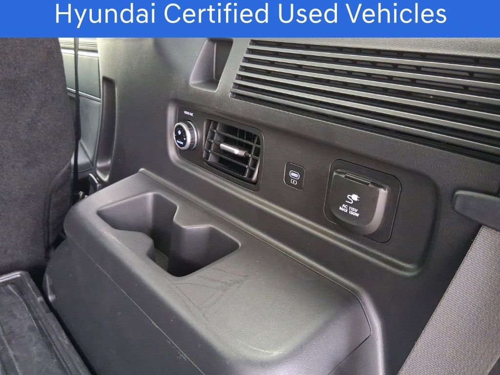 Used 2025 Hyundai Santa Fe Limited image 18