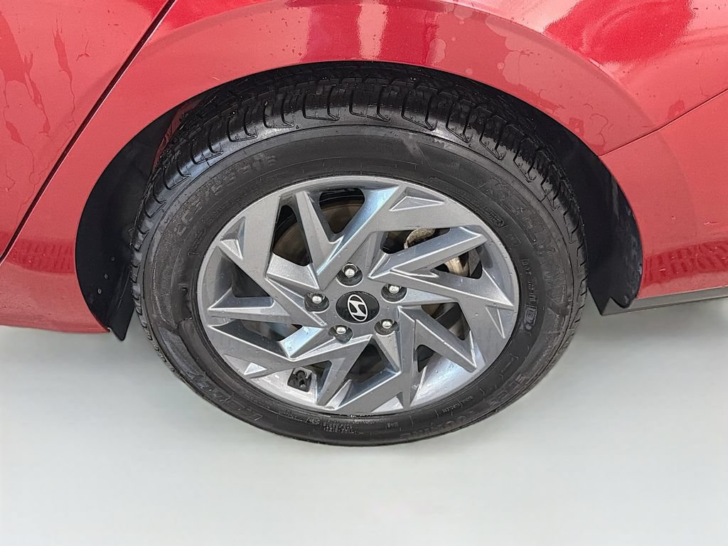 Used 2024 Hyundai Elantra SEL FWD image 33