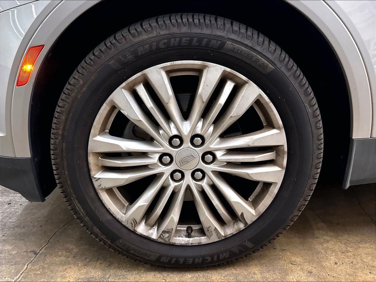 Used 2018 Cadillac XT5 Premium Luxury FWD image 12