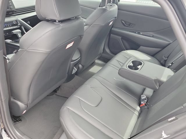 New 2026 Hyundai Elantra SEL Sport FWD image 24
