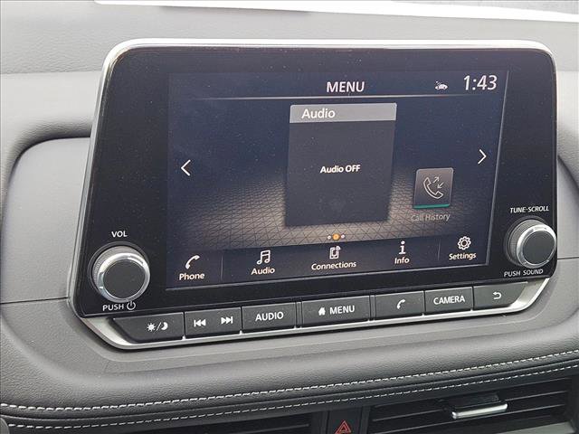 Used 2025 Nissan Rogue SV w/ SV Premium Package image 14