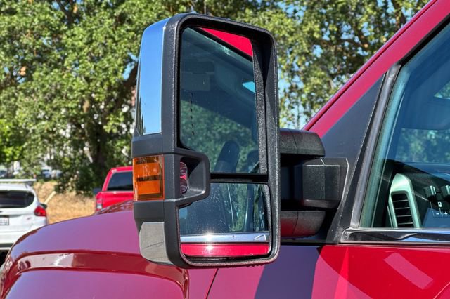 Used 2018 GMC Sierra 2500 Denali w/ Duramax Plus Package AWD/4WD image 54