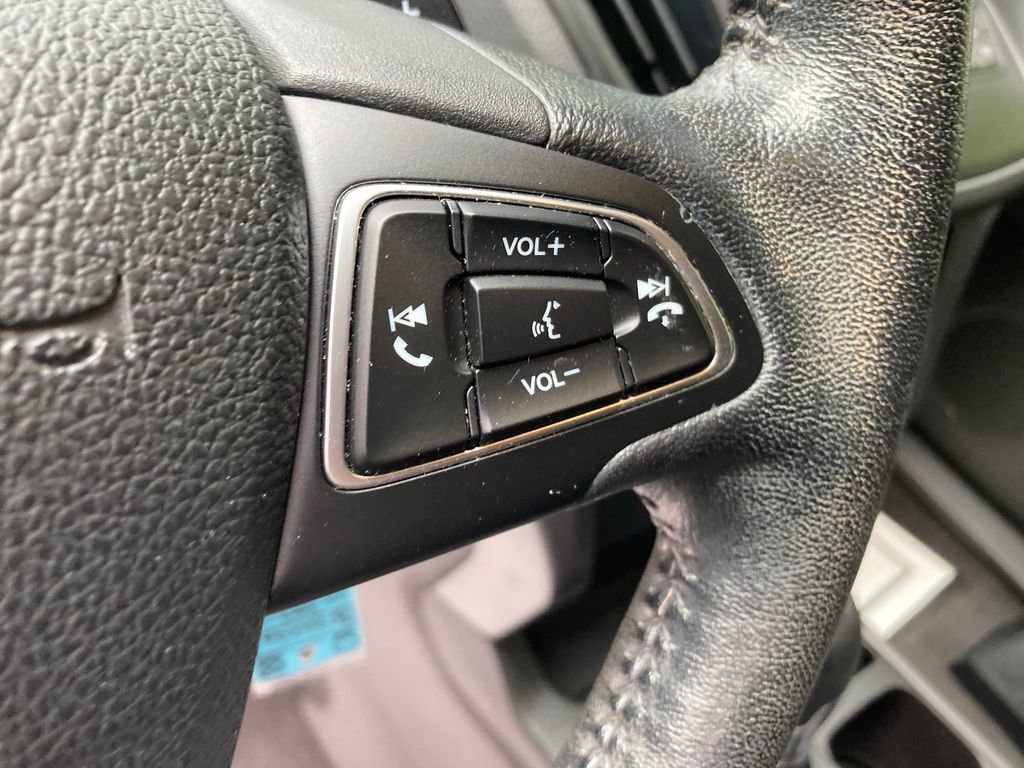 Used 2017 Ford Escape SE w/ SE Leather Comfort Package image 37