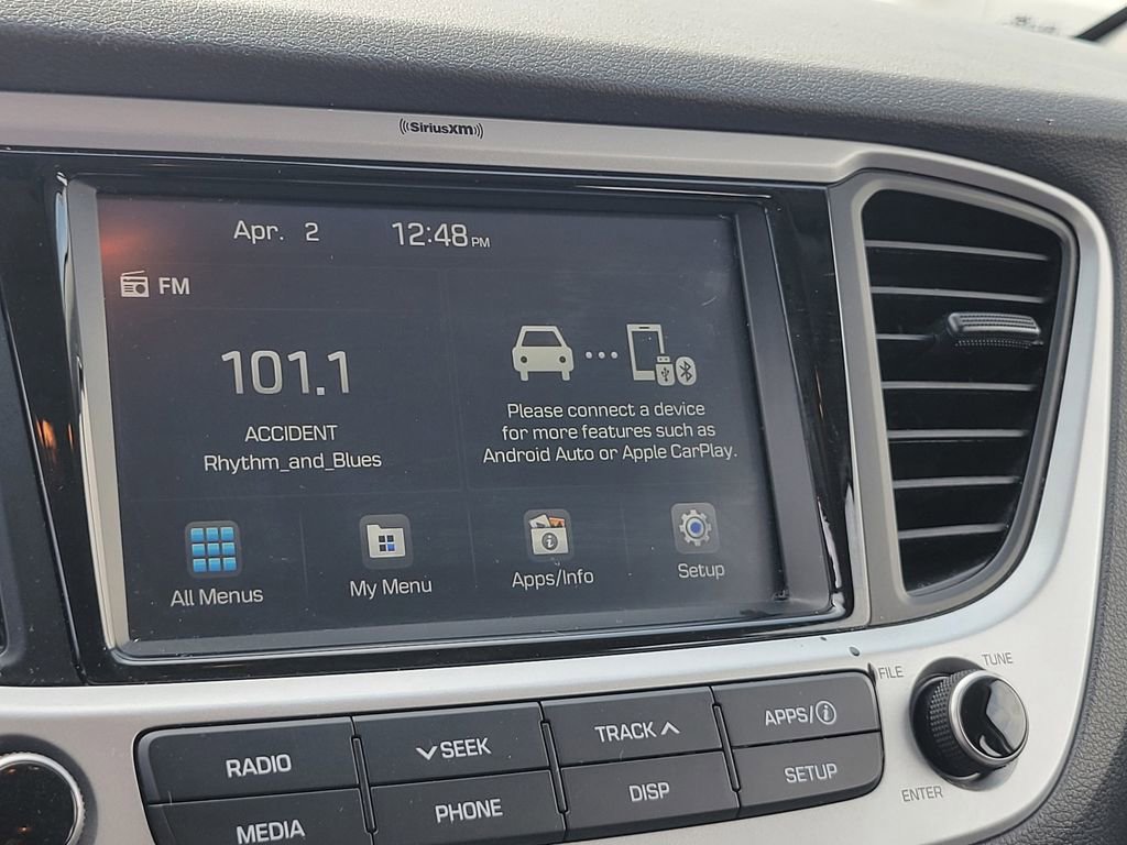 Used 2022 Hyundai Accent SEL image 24