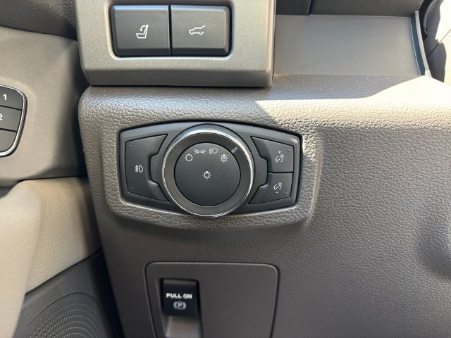 Used 2020 Ford Expedition Max XLT w/ Equipment Group 202A AWD/4WD image 17