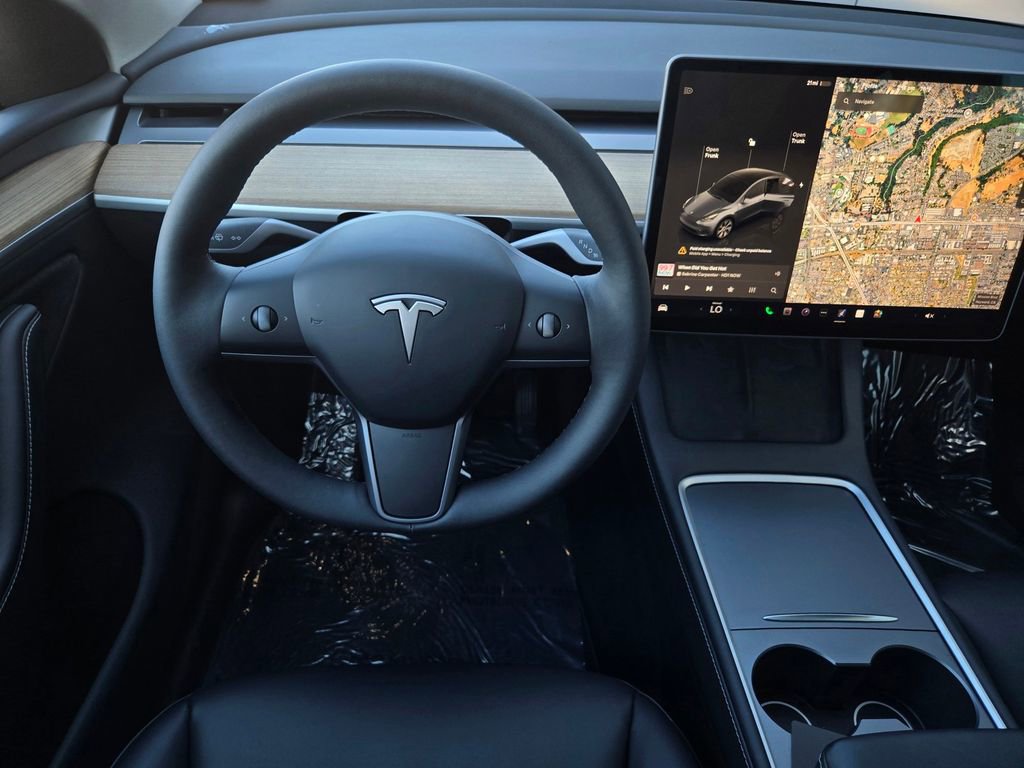 Used 2023 Tesla Model Y Long Range image 13