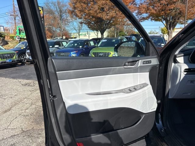 Used 2023 Hyundai Palisade SEL w/ Premium Package image 37