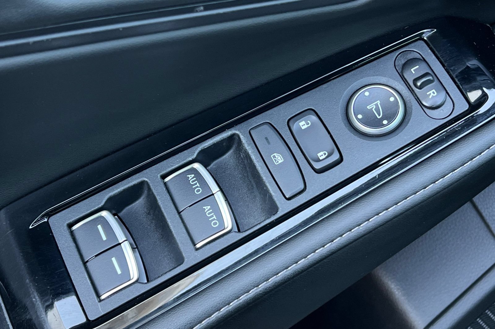 Used 2023 Honda Accord Touring image 16