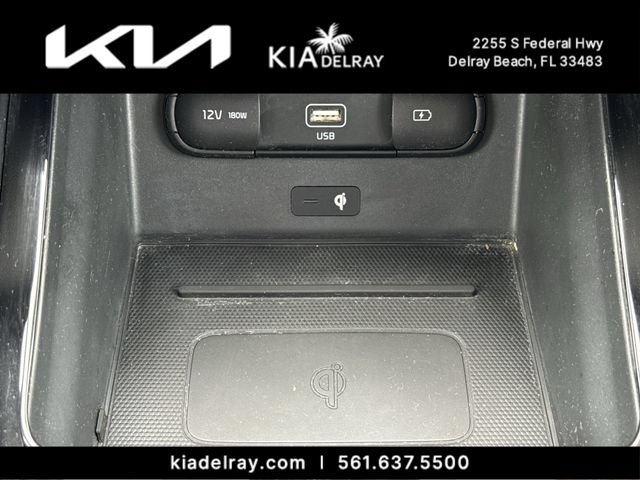 Certified 2021 Kia Telluride SX w/ Towing Package FWD image 24