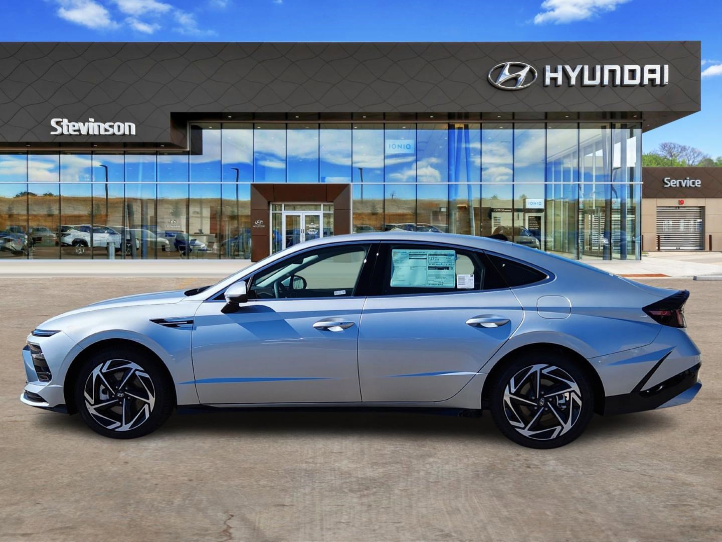 New 2026 Hyundai Sonata SEL image 2