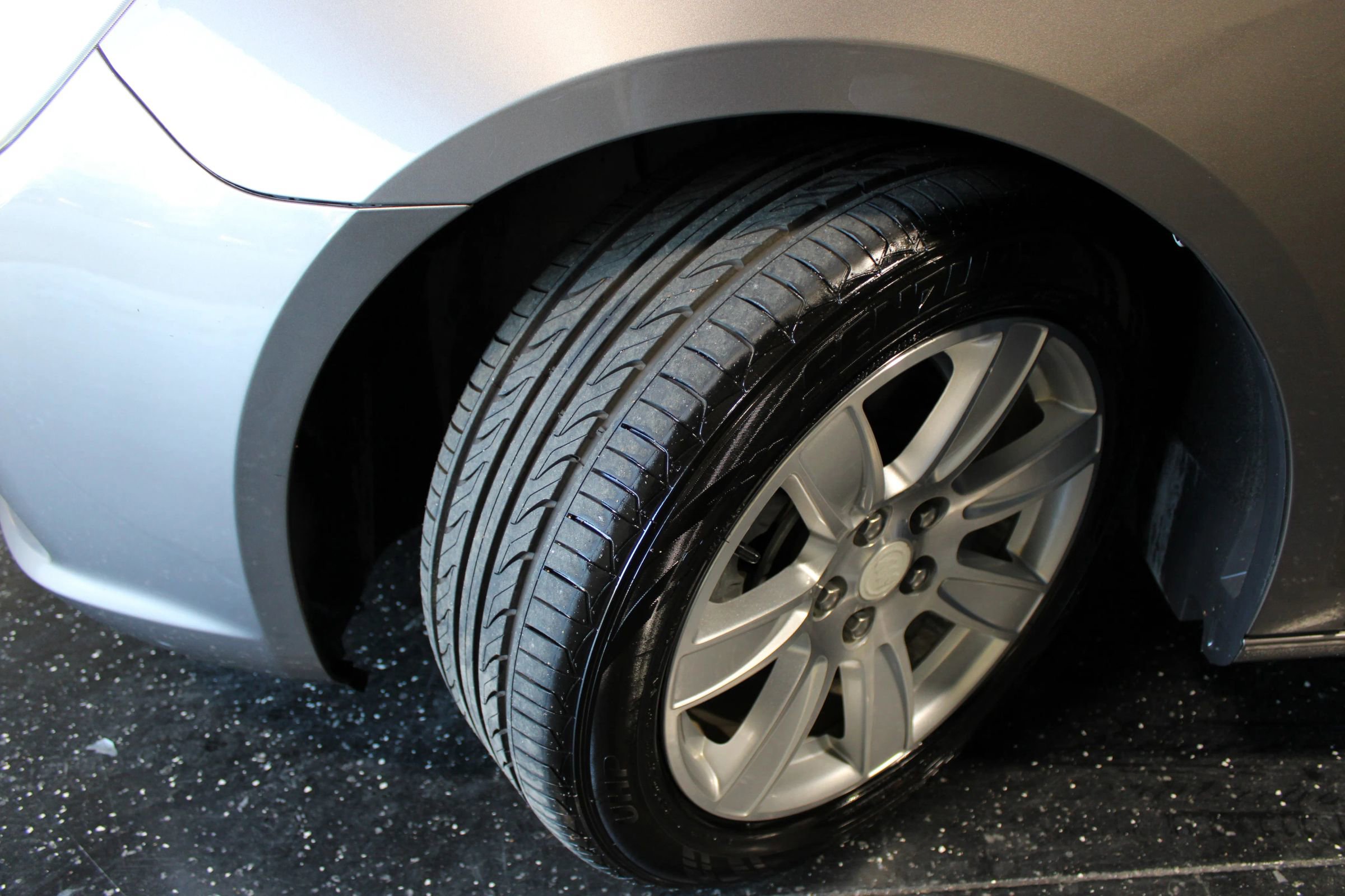 Used 2011 Buick LaCrosse CXL image 26