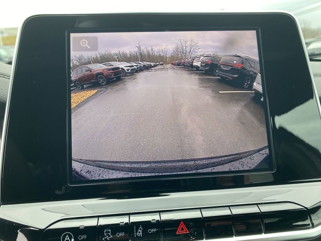 New 2026 Jeep Compass Latitude image 36