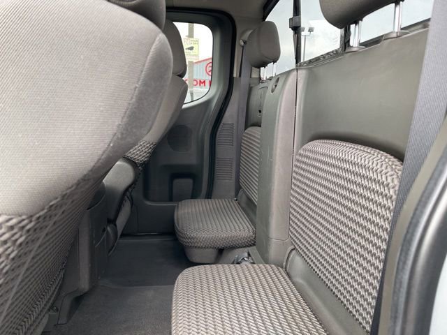 Used 2007 Nissan Frontier SE w/ Power Pkg image 11