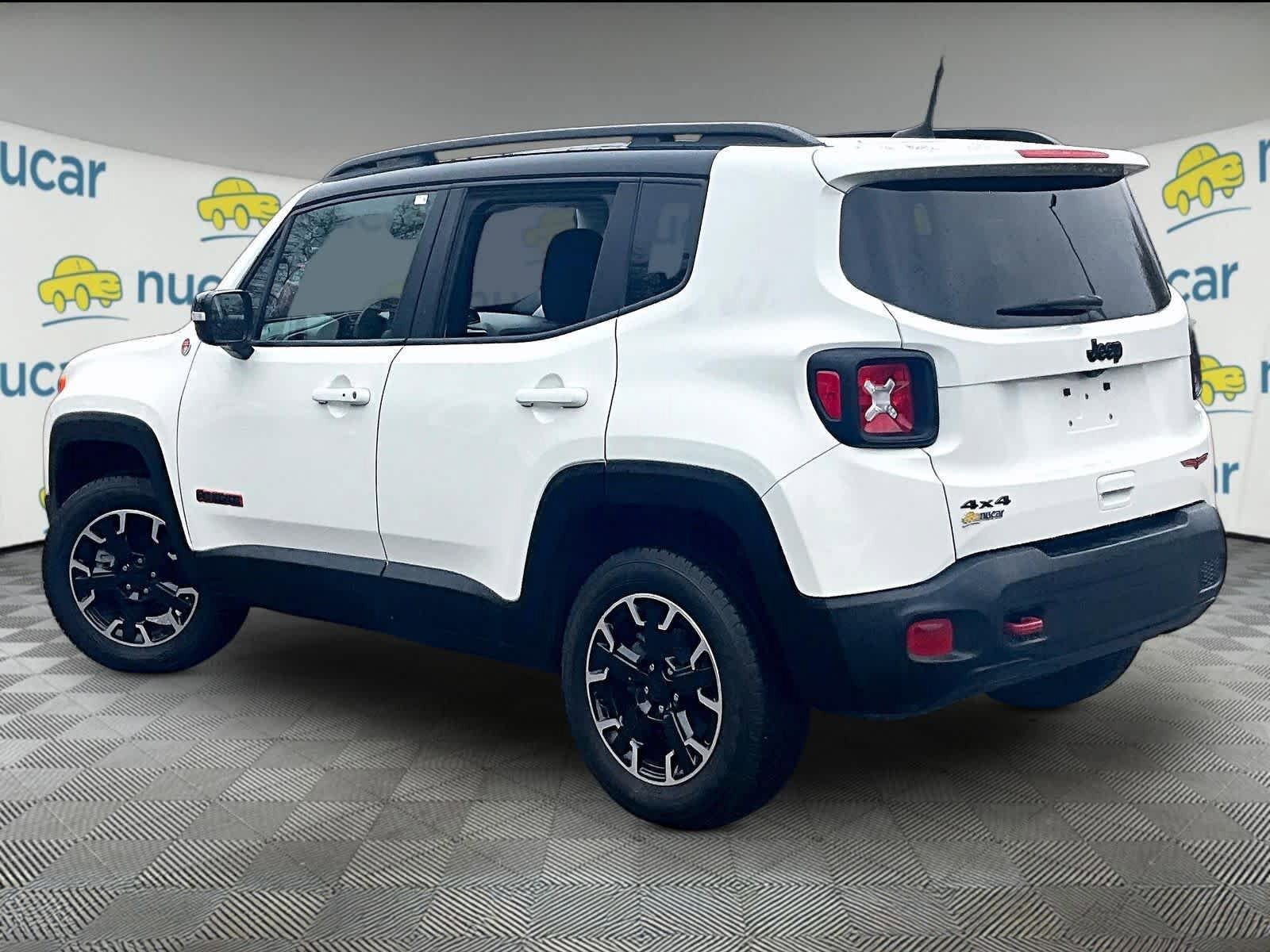 Used 2023 Jeep Renegade Trailhawk image 4