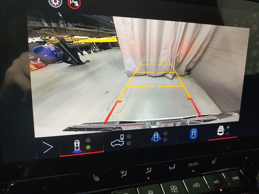 New 2026 GMC Canyon Elevation w/ Convenience Package image 30