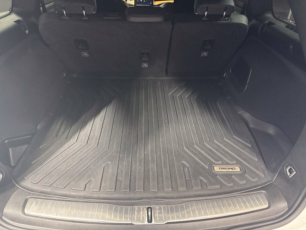 Used 2023 Jeep Grand Cherokee Summit AWD/4WD image 14