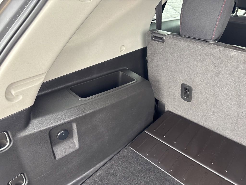 Used 2017 Chevrolet Equinox LT w/ Convenience Package image 10
