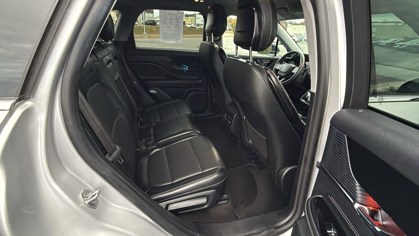 Used 2020 Lincoln Corsair AWD w/ Equipment Group 101A image 19