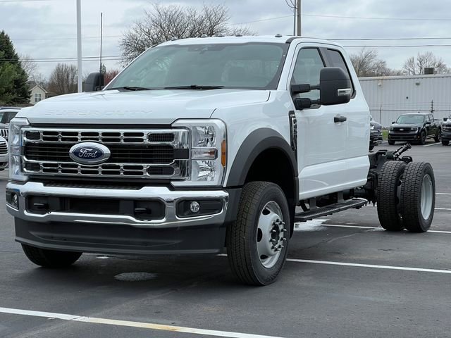 New 2025 Ford F450 XL w/ XL Chrome Package RWD image 30