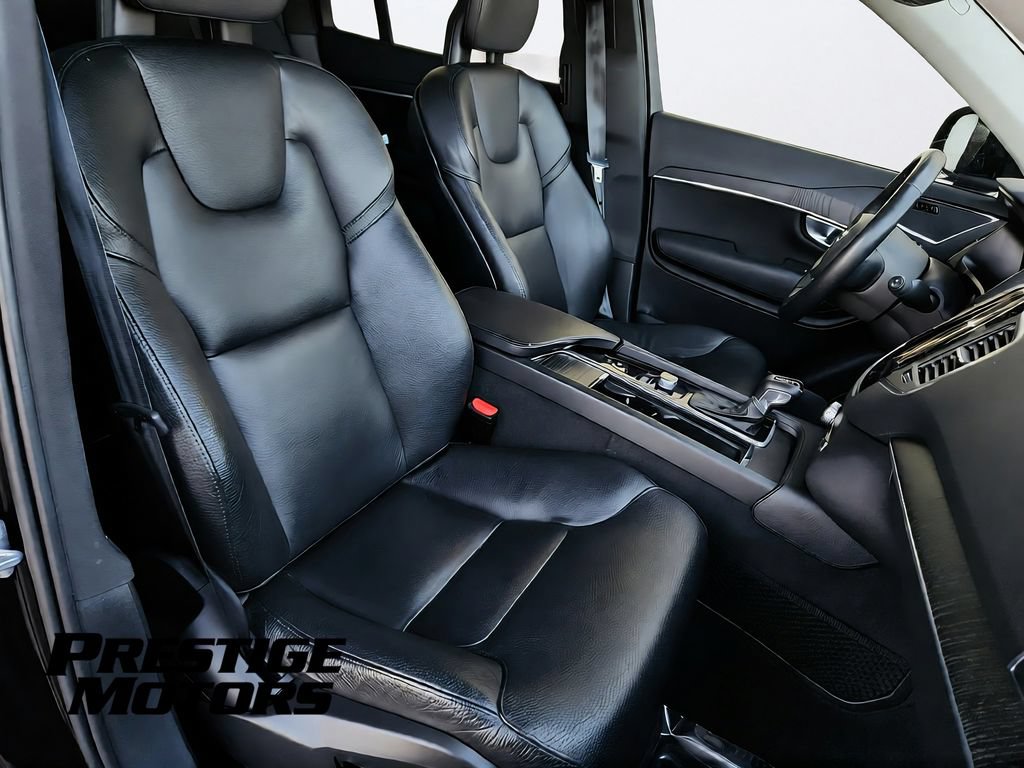 Used 2020 Volvo XC90 T6 Momentum AWD/4WD image 35
