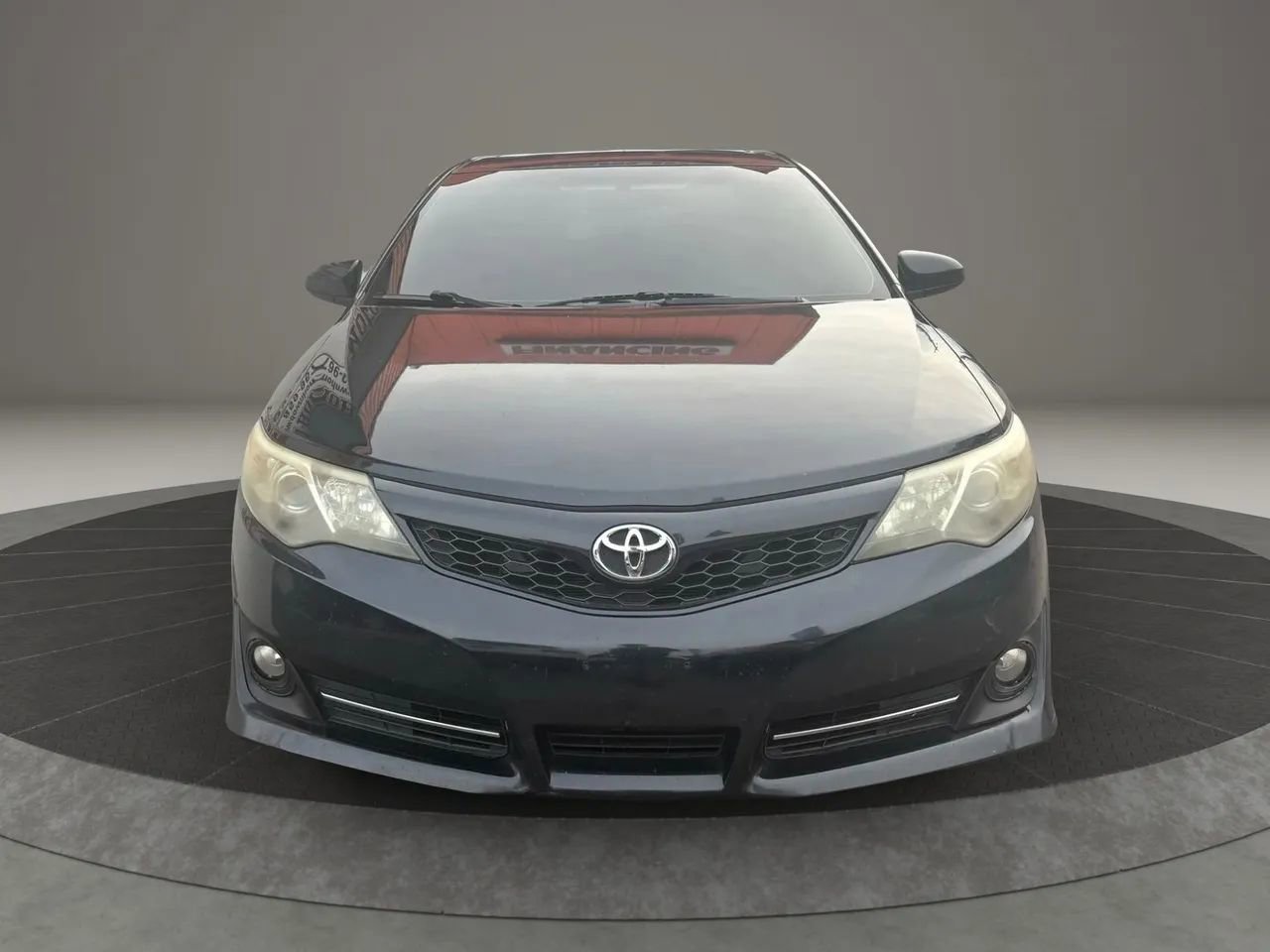 Used 2012 Toyota Camry L image 3