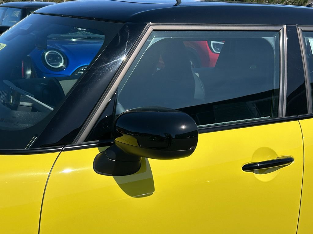 Used 2025 MINI Cooper S FWD image 10
