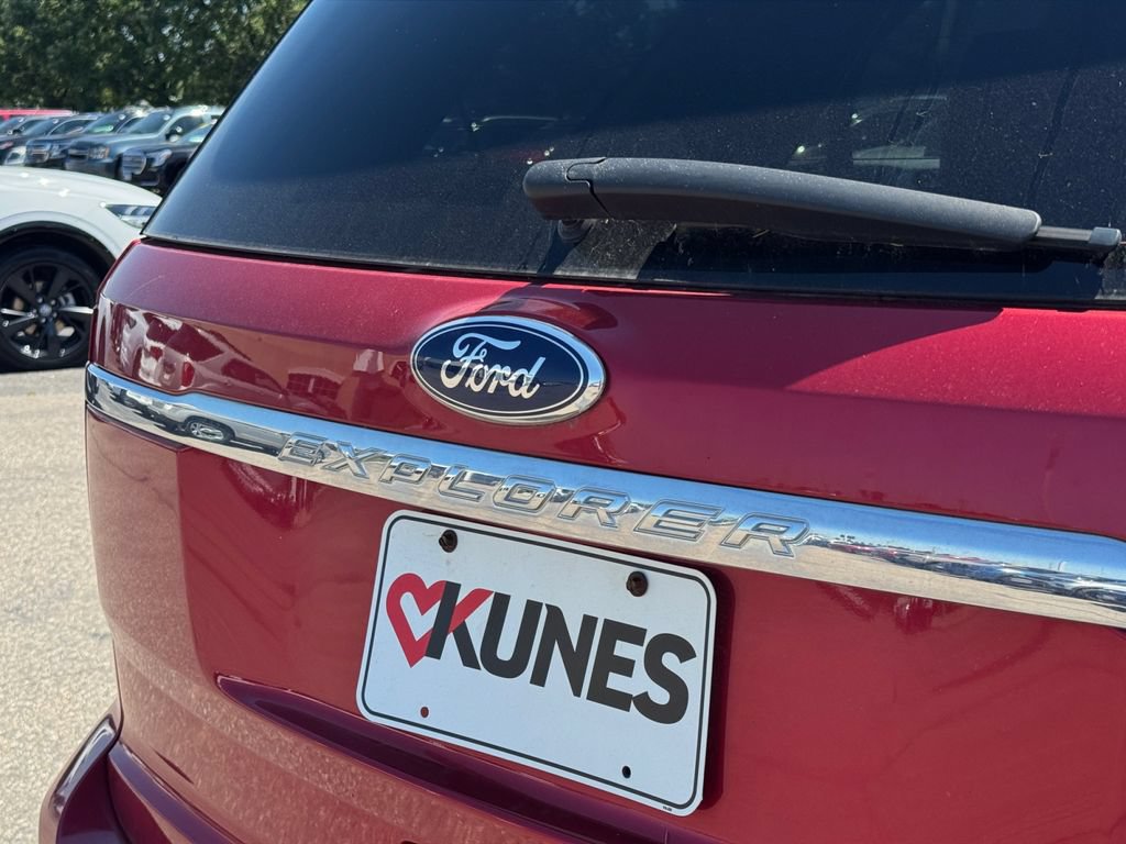 Used 2012 Ford Explorer FWD w/ Class III Trailer Tow Pkg image 36