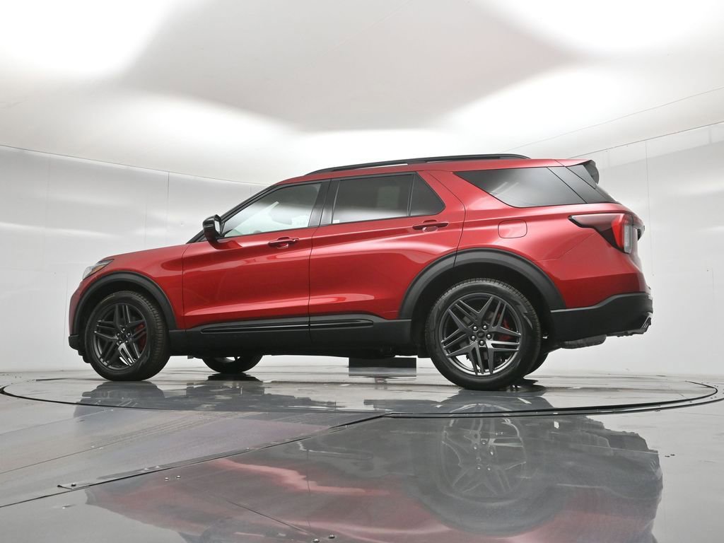 New 2026 Ford Explorer ST image 49