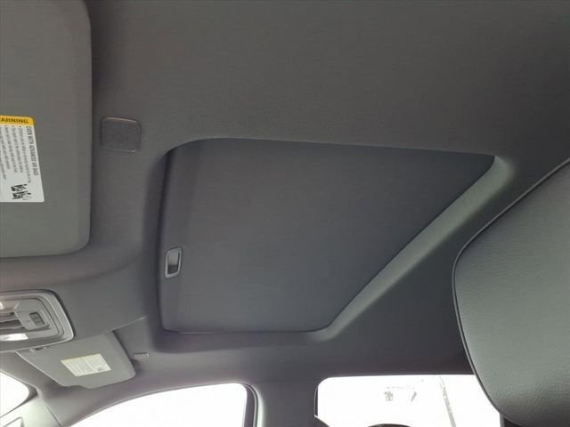 Used 2025 GMC Sierra 3500 Denali w/ Denali Reserve Package AWD/4WD image 11