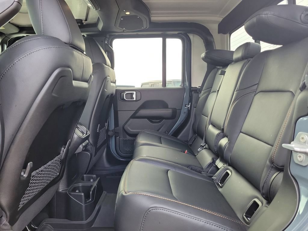 New 2026 Jeep Gladiator Sport AWD/4WD image 13