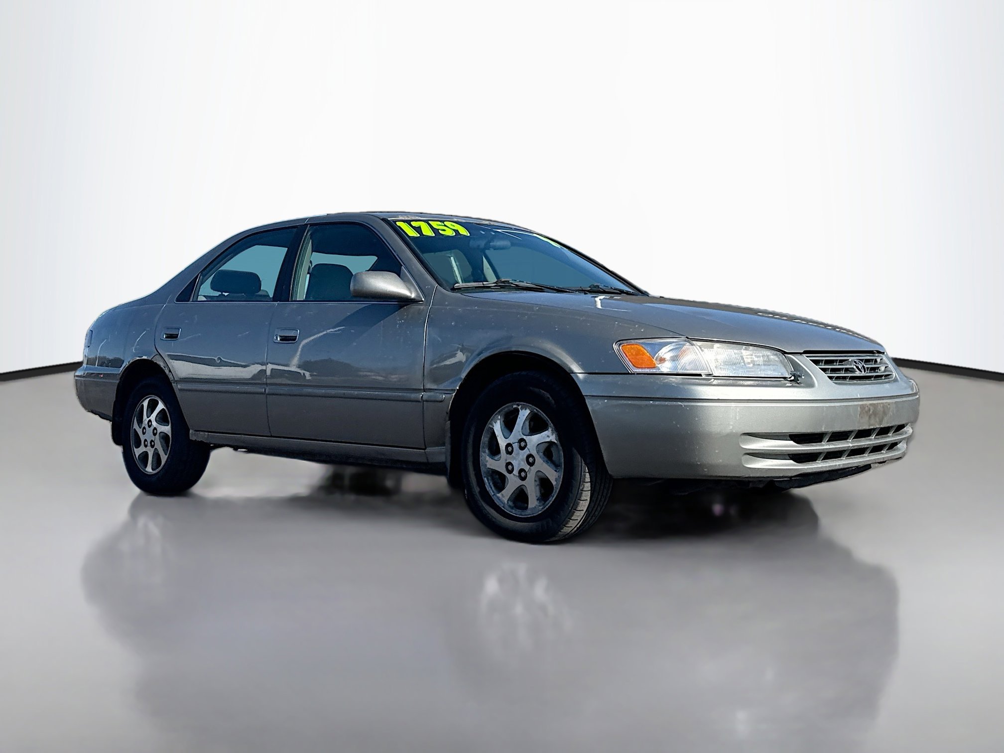 Used 1999 Toyota Camry LE