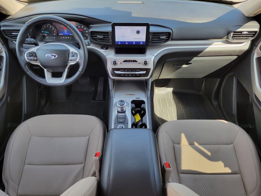 Certified 2022 Ford Explorer XLT image 19