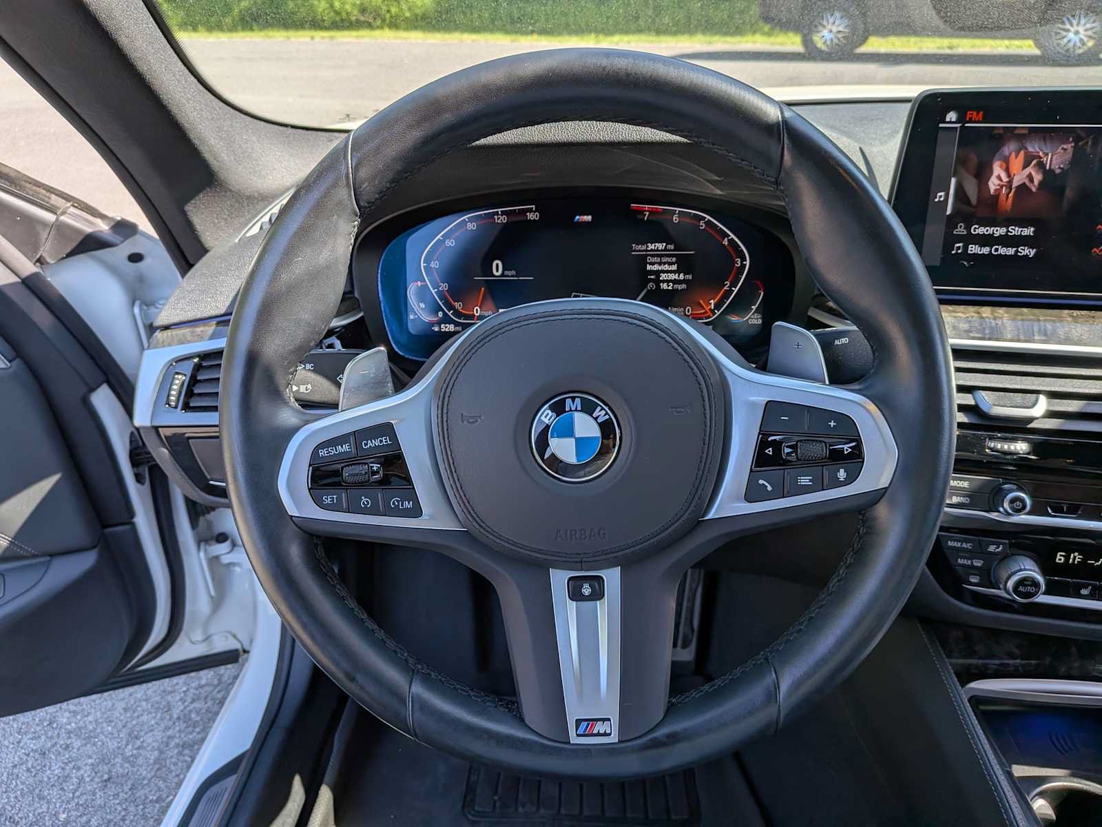 Used 2023 BMW 540i xDrive w/ M Sport Package AWD/4WD image 9