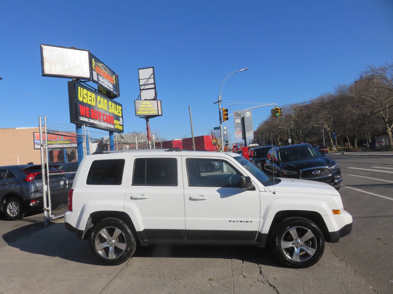 Used 2017 Jeep Patriot High Altitude image 9