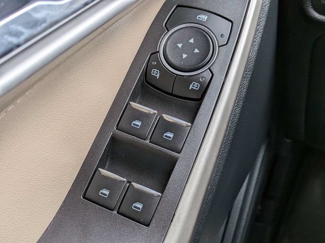 Used 2021 Ford Explorer XLT w/ Equipment Group 202A RWD image 25
