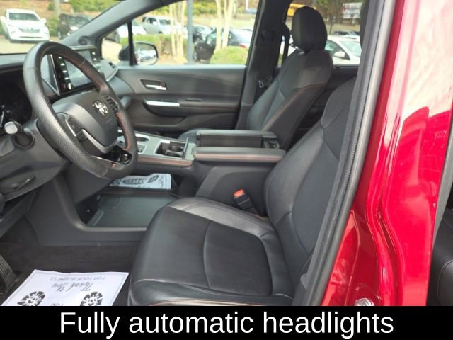 Used 2023 Toyota Sienna XSE w/ XSE Plus Package image 19