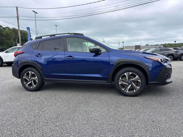 Used 2024 Subaru Crosstrek 2.0i Premium AWD/4WD image 2