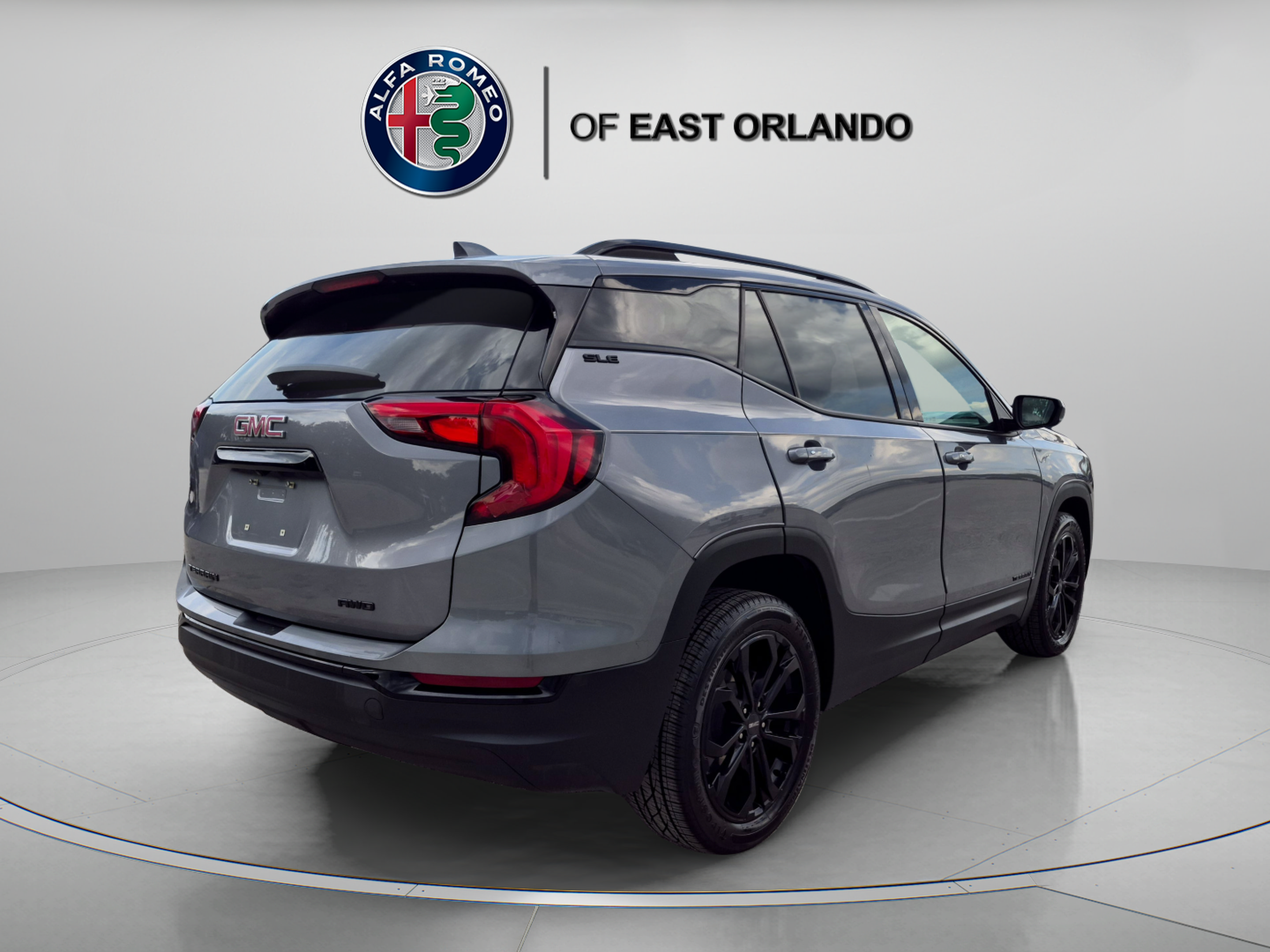 Used 2020 GMC Terrain SLE w/ Elevation Edition AWD/4WD image 7