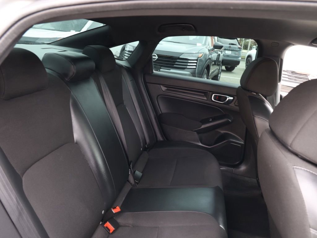 Used 2023 Honda Civic Sport image 17