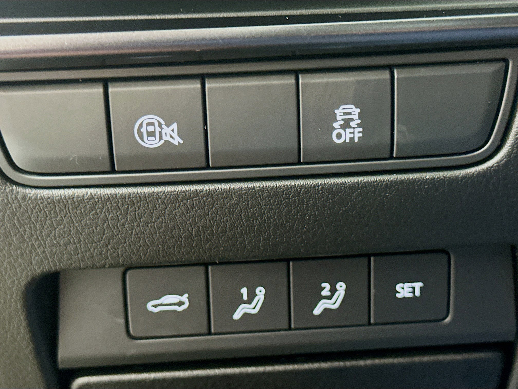 Used 2024 MAZDA MAZDA3 s image 17